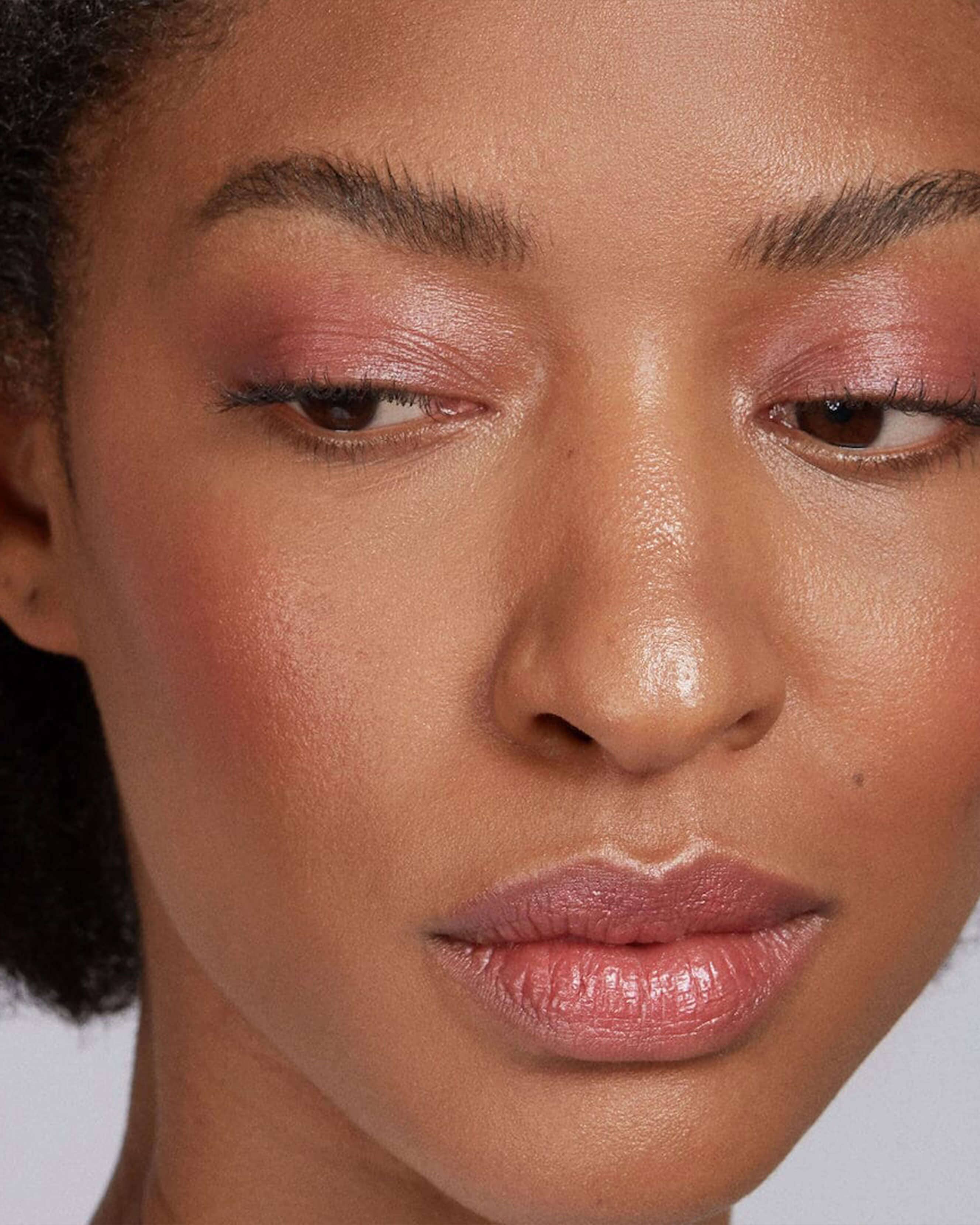 Lip-to-Lid Balmie